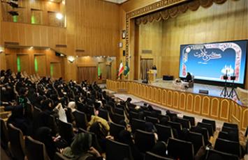 تصاویری از کرسی تلاوت قرآن ویژه بانوان - 14040905