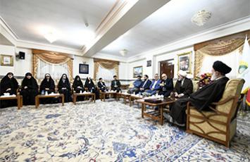  لقاء سماحة حجة الإسلام والمسلمين السيد عبد العظيم الحسيني (عليه السلام)، مع حفظة القرآن الكريم