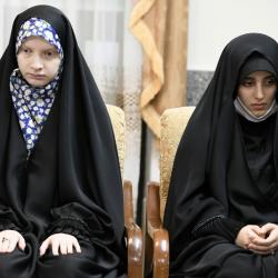 دیدار تولیت آستان عبدالعظیم(ع) با حفاظ رتبه‌دار مسابقات قرآن - 14040824